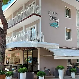 Hotel Susy - Ambienti Rinnovati 2022 - Direttamente Su Viale Dante E A Due Passi Dal Mare, Riccione
